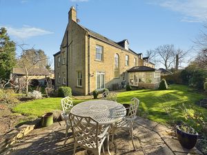 Photo 22- click for photo gallery